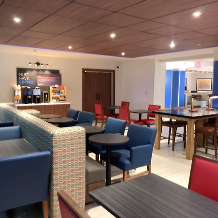 Holiday Inn Express Hotel & Suites Exmore-Eastern Shore By Ihg Bagian luar foto